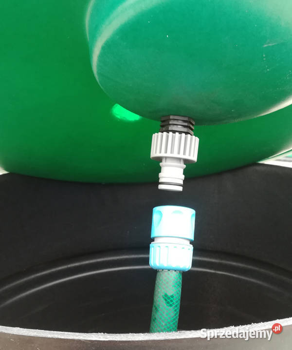 ZBIORNIK NA DESZCZÓWKĘ 4000L Z POMPĄ AUTO