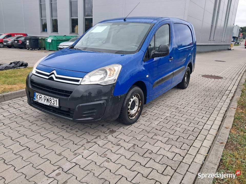 Citroen Berlingo pierwszy właściciel drzwi odsuwane Modlnica