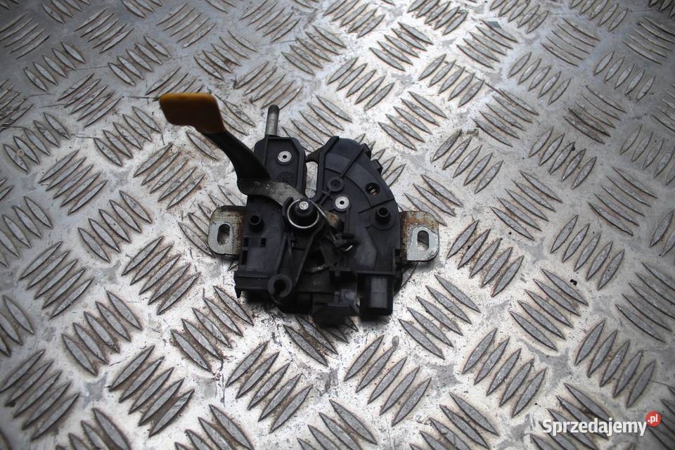 ZAMEK MASKI FORD MONDEO MK4 osobowe