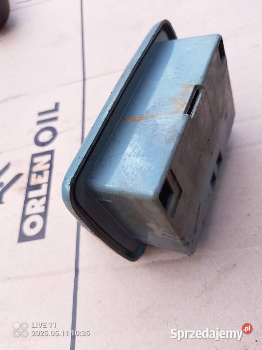 Mercedes g 463 popielniczka