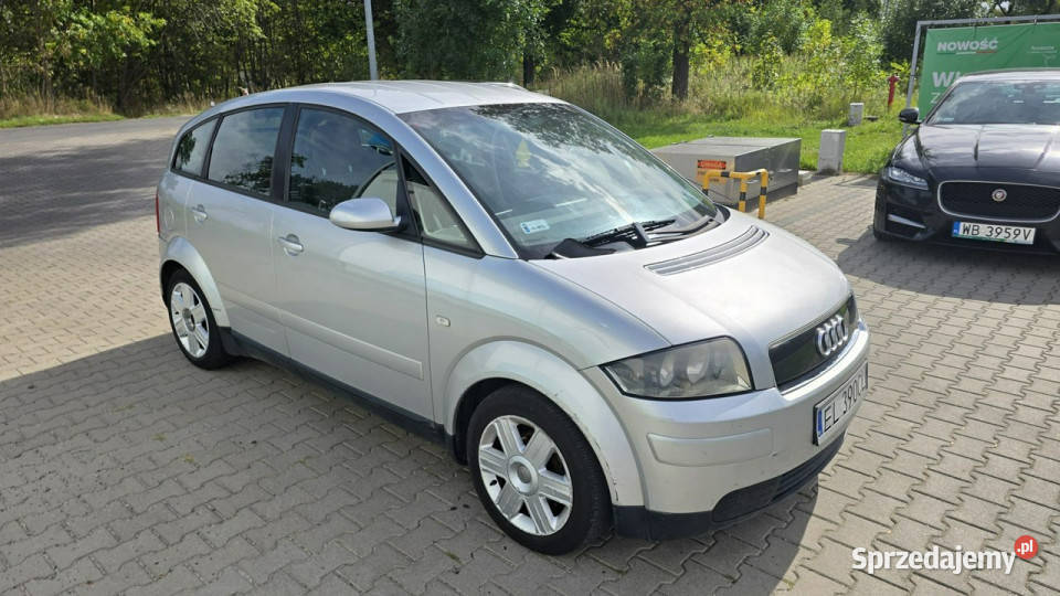 Audi A2 14 B Klimatronik lekko Uszkodzony 8Z manualna sprzedam