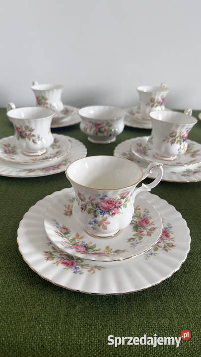 Trio z różą Royal Albert Moss Rose cukiernica małopolskie Nowy Sącz