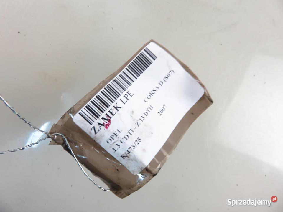 ZAMEK LEWY PRZEDNI OPEL CORSA D 13258271EE osobowe sprzedam