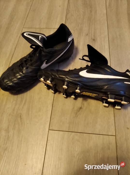 Korki firmy NIKE TIEMPO Gdynia sprzedam