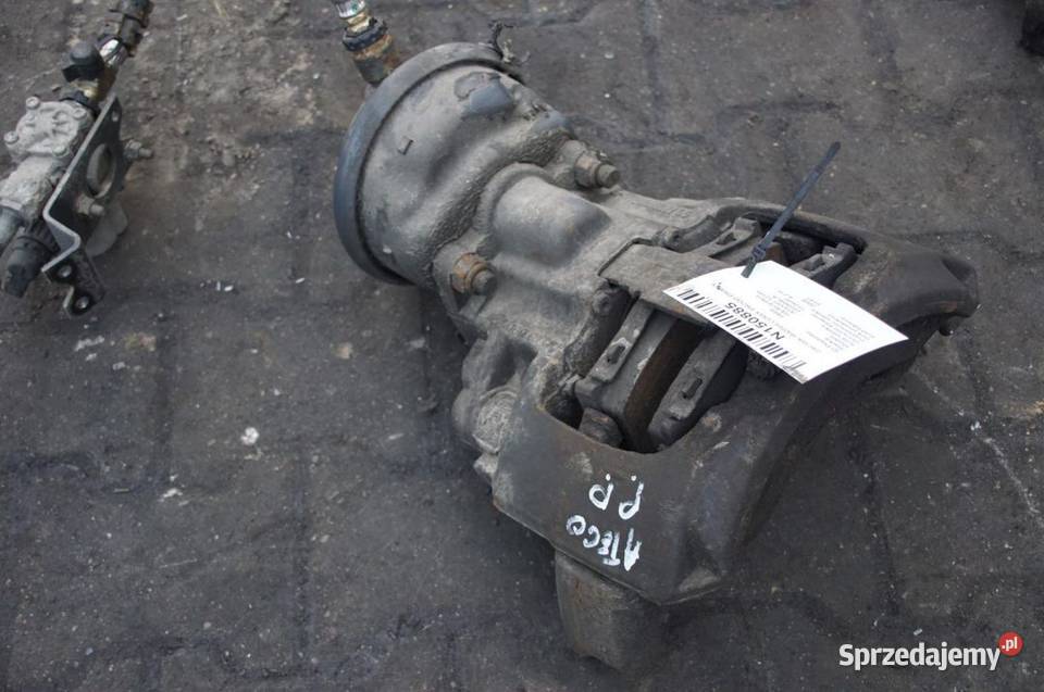 ZACISK HAMULCOWY PRZÓD PRAWY MERCEDES ATEGO Lipno