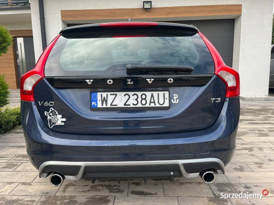 Volvo V60 RDesign Bogate wyposażenie 16 150 Rok produkcji 2012 Łódź