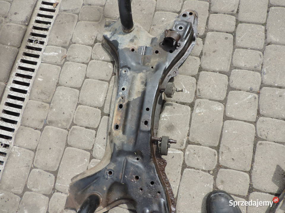 TOYOTA YARIS I 10 B SANKI WÓZEK TRAWERS osobowe Nowy Sącz