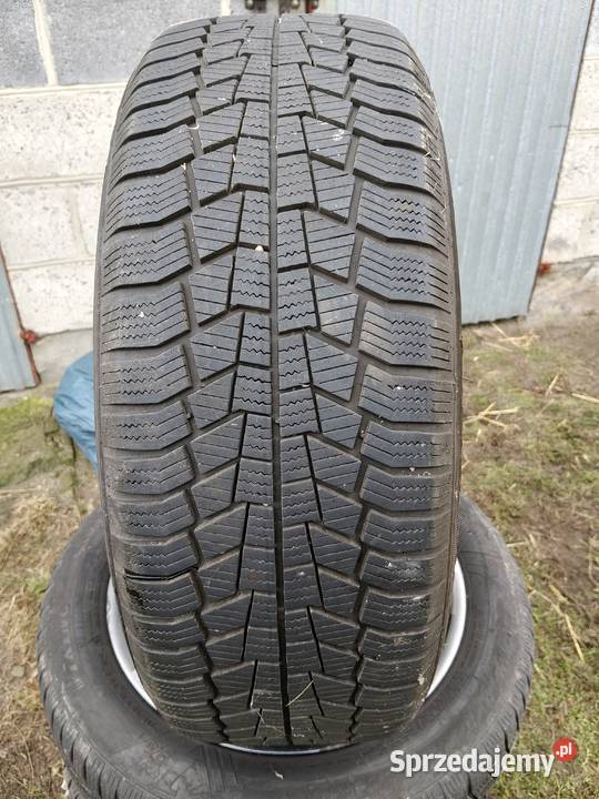 Sprzedam opony z felgami Toyoty Avensis T27 Sobiesęki