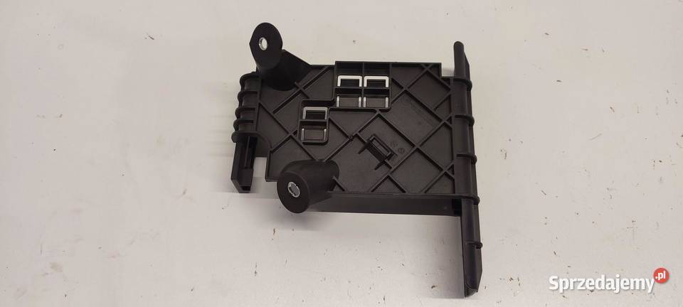 SKODA KODIAQ MOCOWANIE STEROWNIKA 5QA906507B Części montażowe