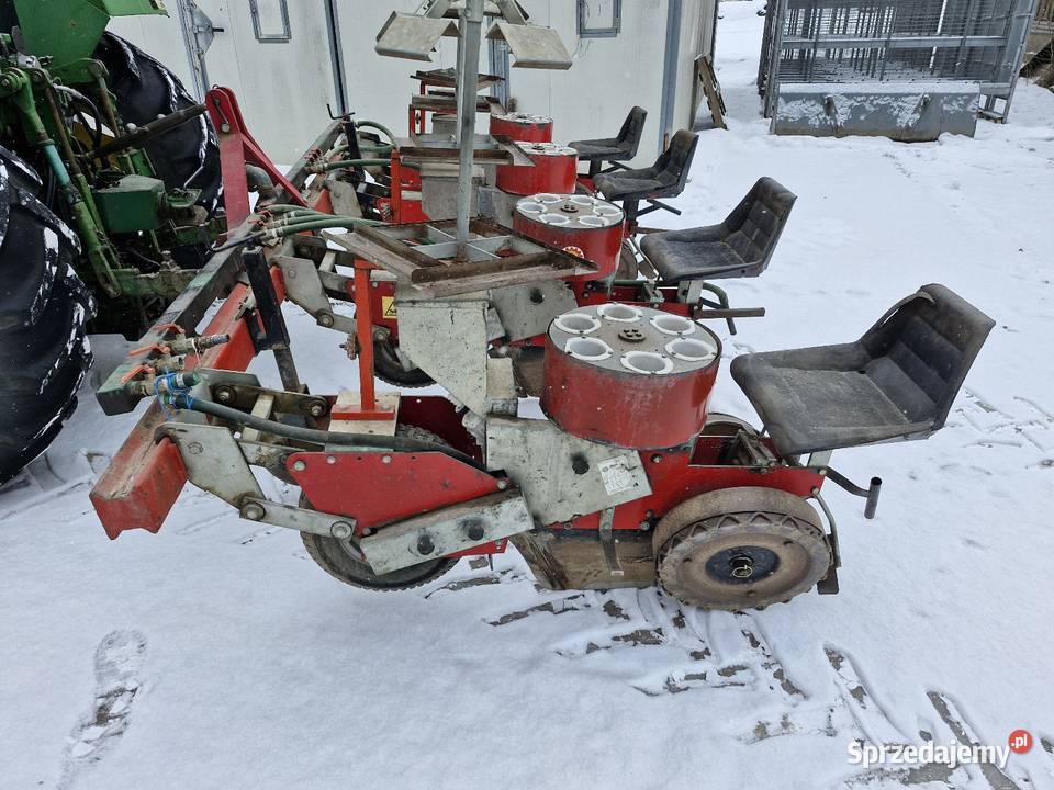 Sadzarka Spapperi do rozsady tytoniu warzyw nieuszkodzony Siewniki i sadzarki Dąbrowa Białostocka sprzedam