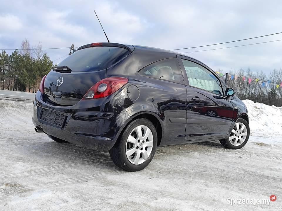 Opel Corsa 2010r 14 Benzyna 100 z Niemiec Królewiec sprzedam