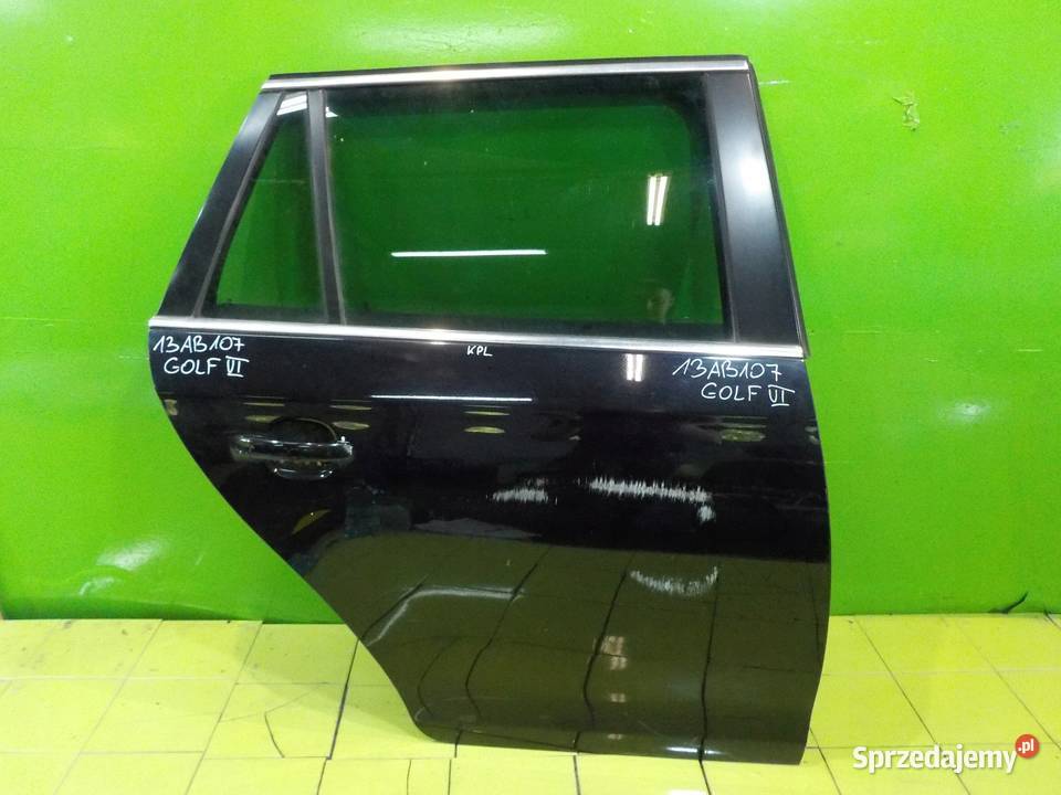 VW GOLF VI 20 TDI 09r KOMBI drzwi prawe tyl Suków