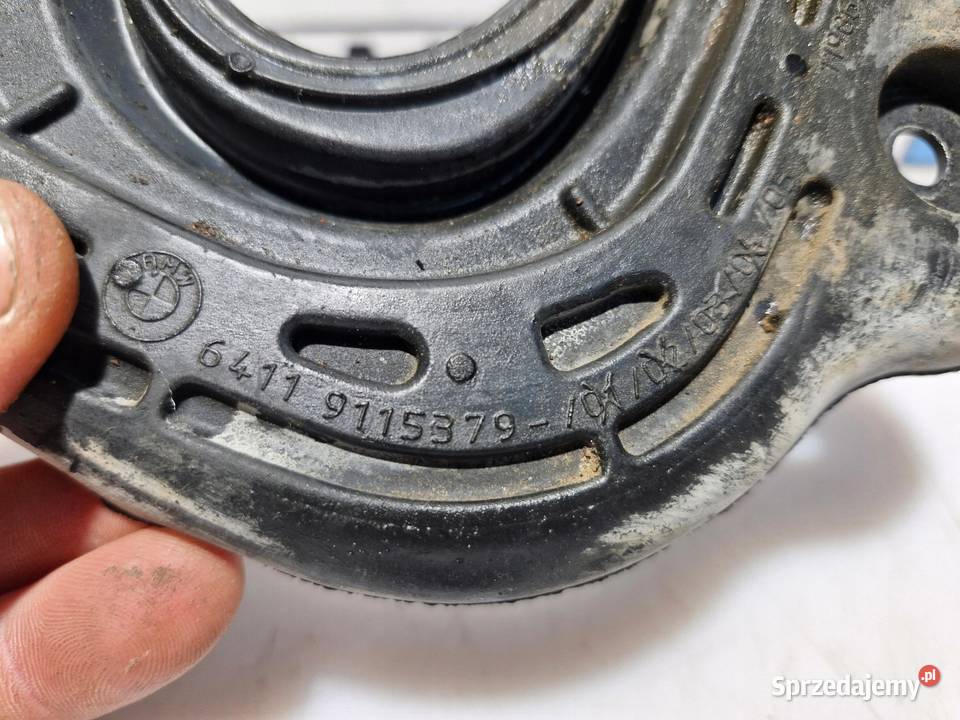 BMW F01 F06 F07 F10 F11 F12 F13 USZCZELKA ŚCIANY