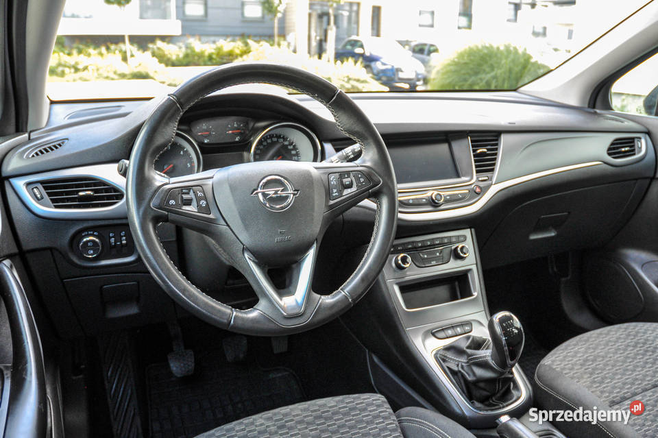 Opel Astra 16CDTI 136 Salon Bezwypadkowy 2019 r diesel Astra Wrocław sprzedam