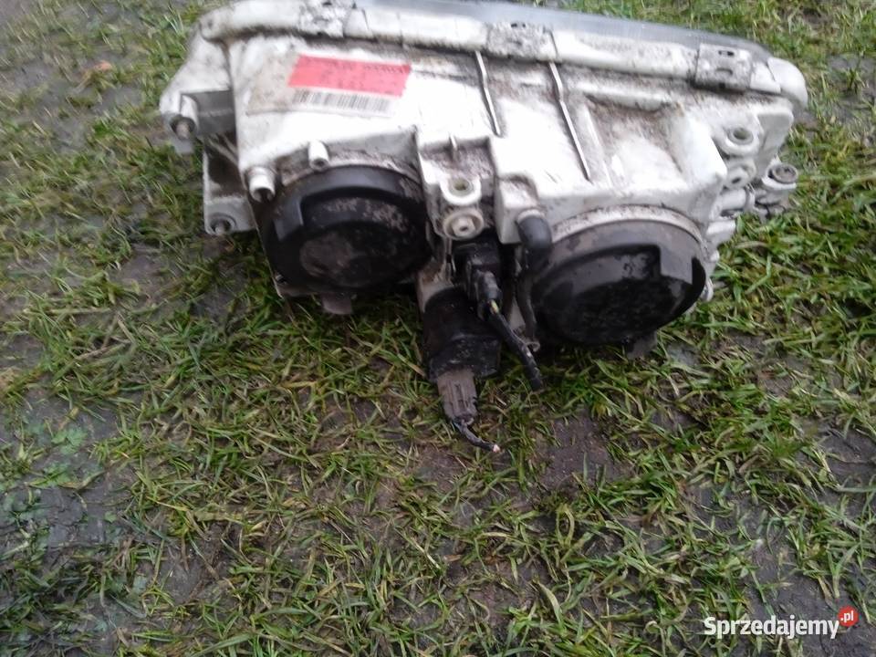 Lampa przód reflektor Volvo V40 prawy pomorskie Gdańsk