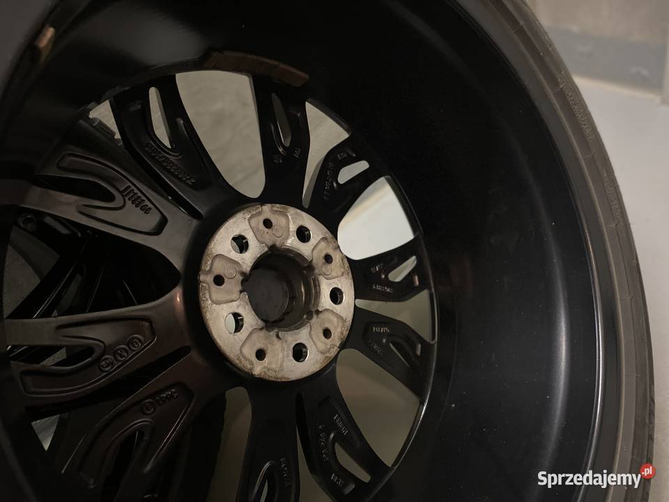 Komplet zimowych kół Pirelli 18 Warszawa sprzedam