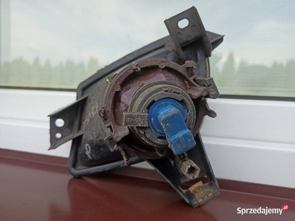Citroen Xsara halogen prawy lampa przeciwmgielna osobowe łódzkie Sieradz sprzedam