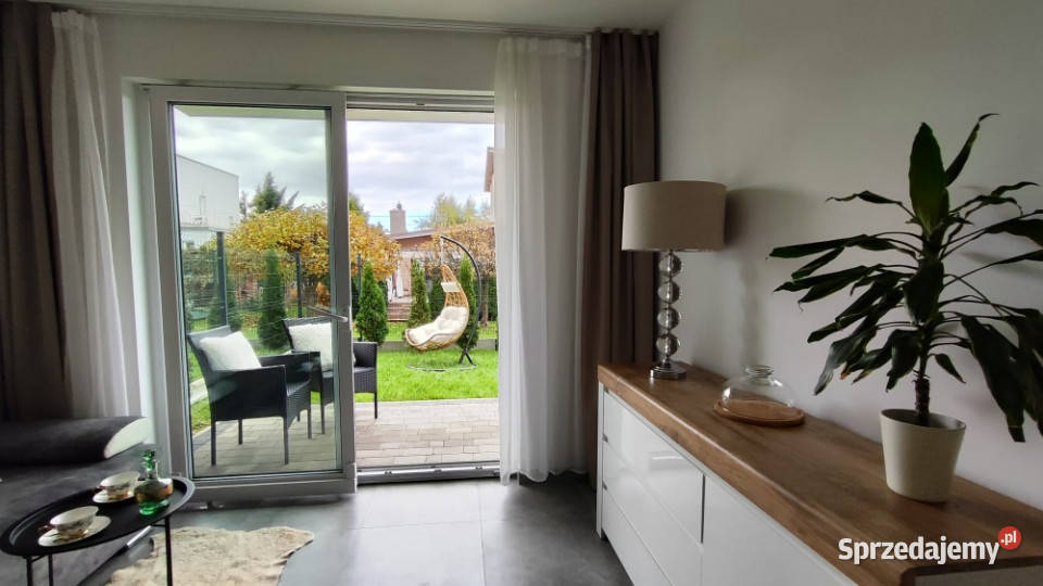 35m 40 m OGRÓD pod górami 2 miejsca parkingowe