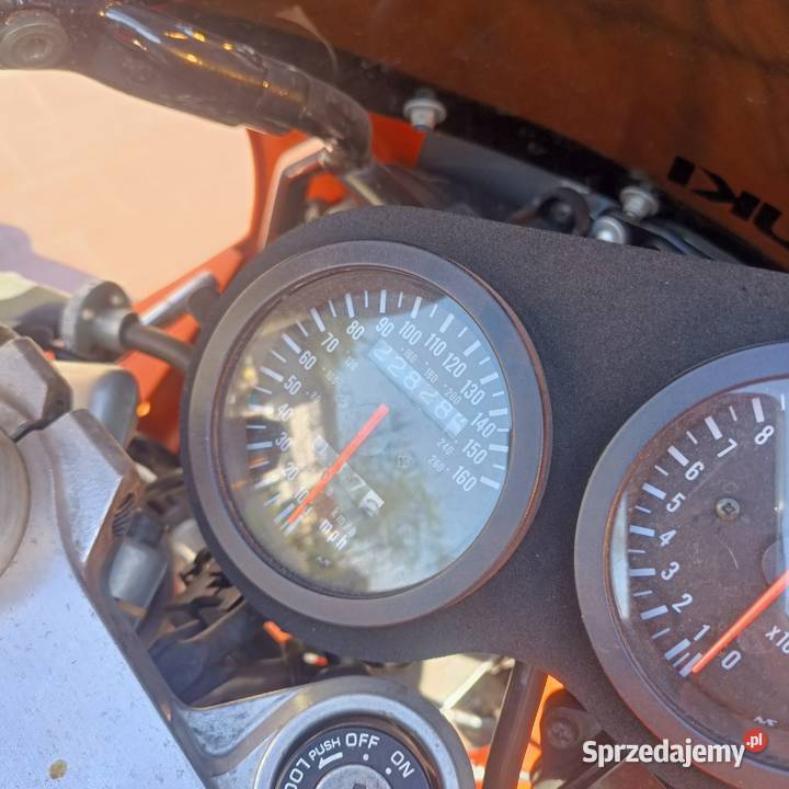 Suzuki GSXR 750 gsx 22000km Suzuki sprzedam