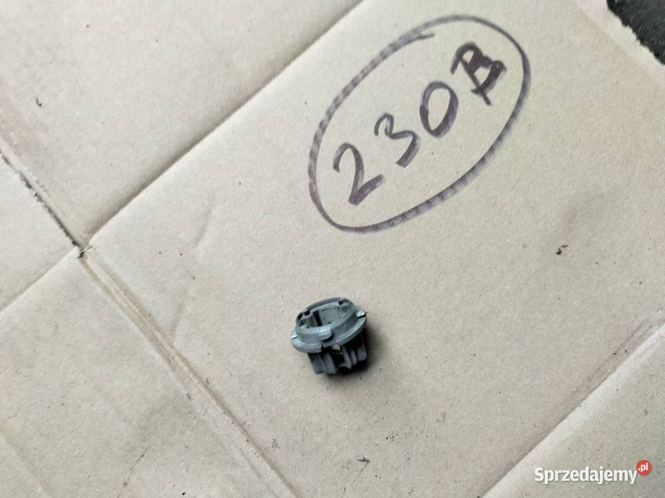 MERCEDES W210 W220 199346 WTYCZKA OPRAWKA KOSTKA Kamień-Kolonia