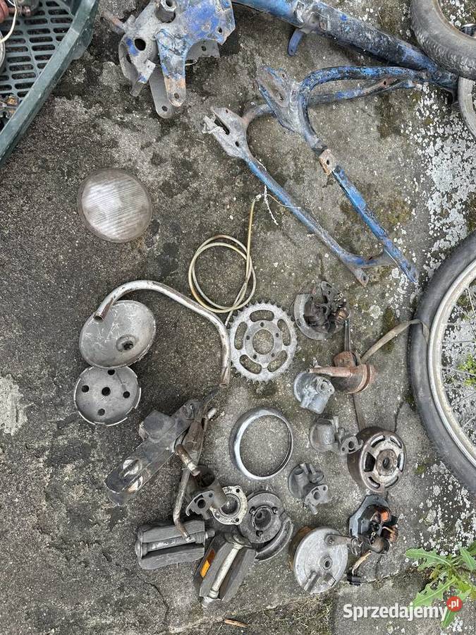 Komar 231b plus części Czmoniec sprzedam