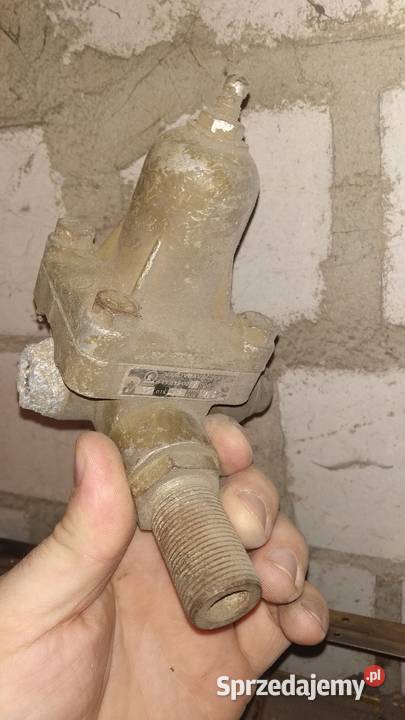 regulator ciśnienia c330 c355 c360 Witkowice