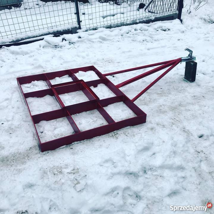 Równiarka ogrodowa niwelator równianie terenu