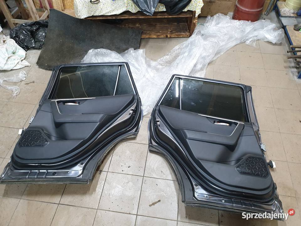 Toyota rav4 tapicerka boczki podkarpackie Krosno