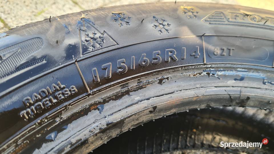 1 Sztuka Opona Zimowa 17565R14 82T Dunlop Legnica