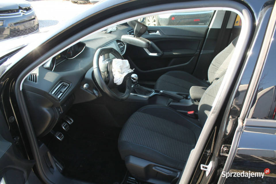 Peugeot 308 T9 20142021 światła przeciwmgielne Ostrów Wielkopolski