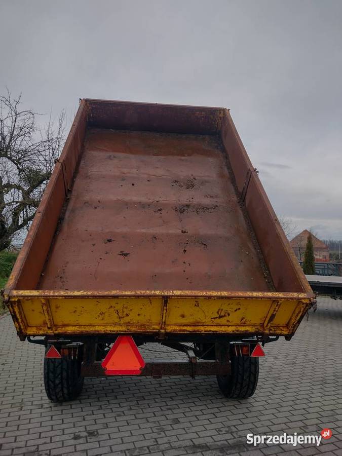 Przyczepa rolnicza wywrotka na tył skorupa koła Sośno