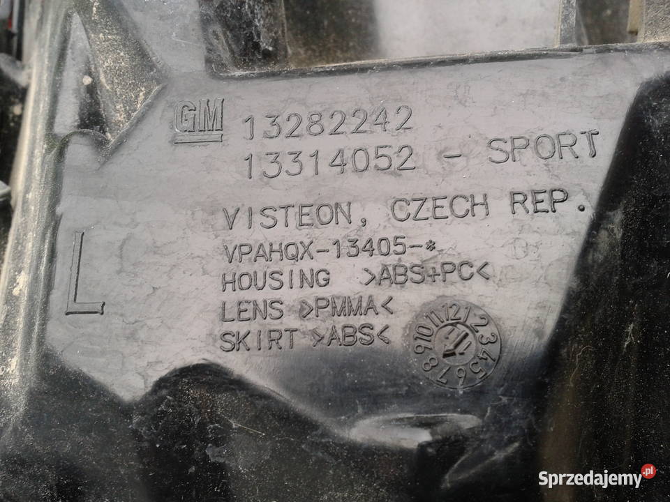 LAMPA TYŁ LEWA PRAWA OPEL ASTRA J IV KOMBI Chełm sprzedam