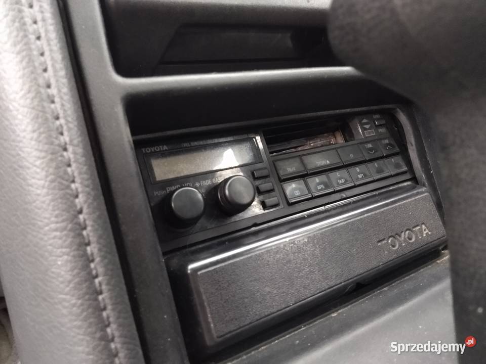 Toyota Supra MK3 Anglik cała oryginalna Leśna