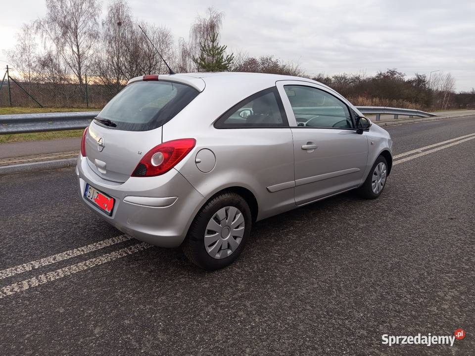 Opel Corsa D 12 58 przebiegu 2/3 Jaworzno sprzedam
