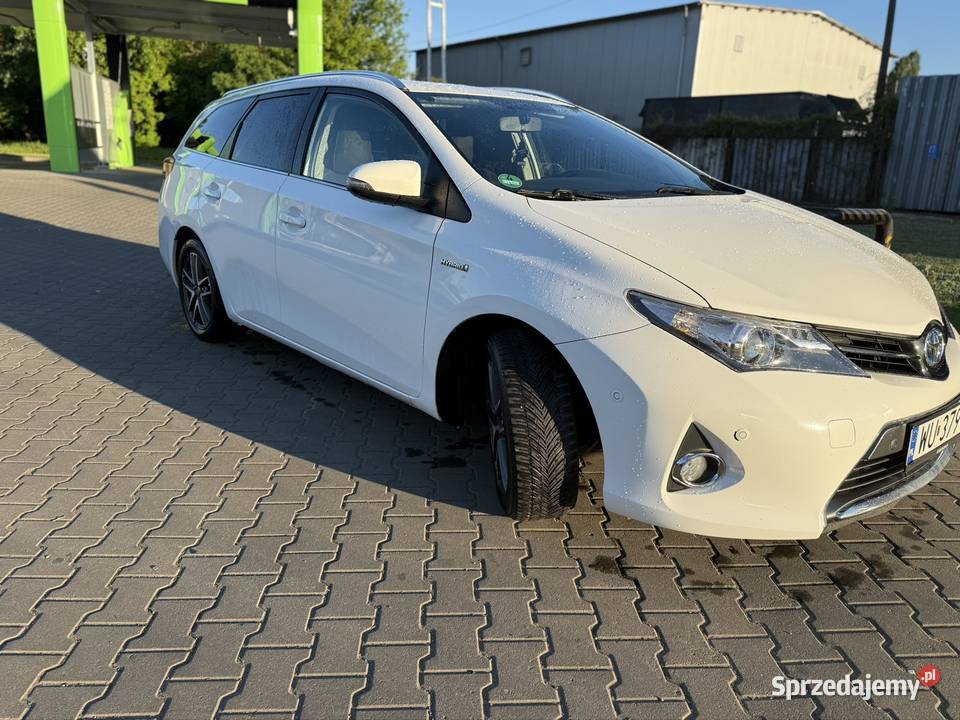 Toyota Auris 2015 hybryda Warszawa