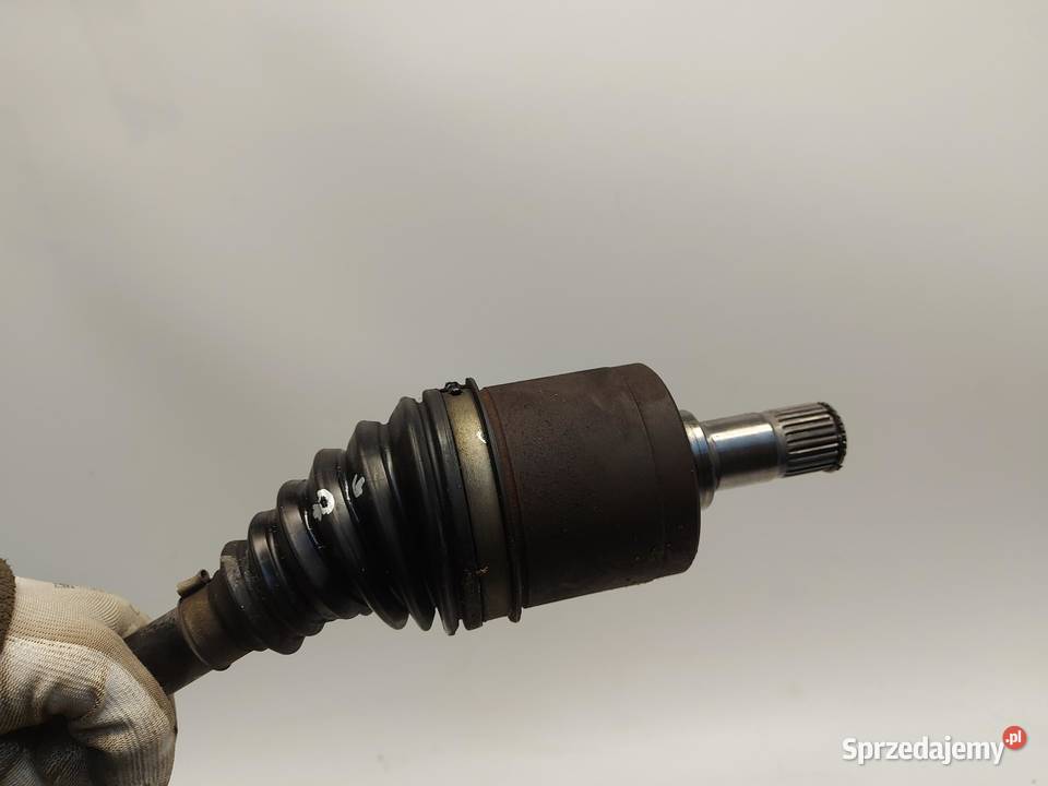 Honda HRV III eHEV Półoś lewa przód 15 osobowe