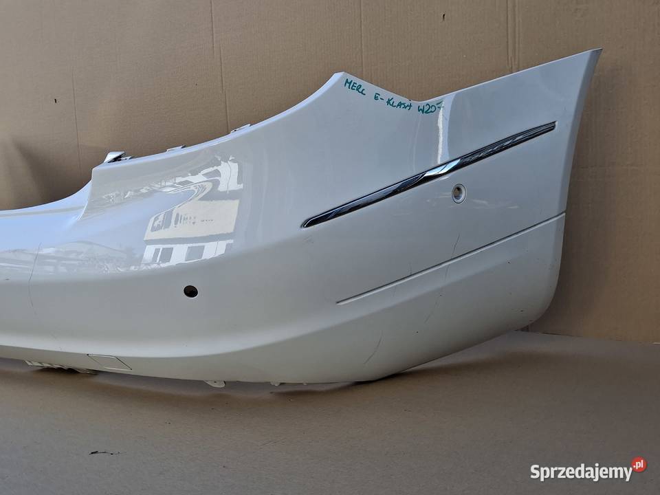 MERCEDES EKLASA W207 COUPE LIFT ZDERZAK TYŁ Bieleń