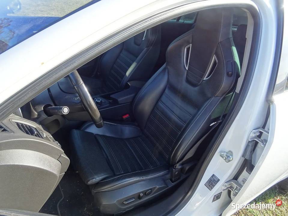 Tapicerka skórzana sportowekubełkowe lotnicze osobowe łódzkie Parcice