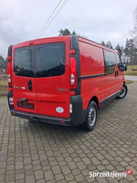 Piękny Trafic 6osobwy Szwajcar