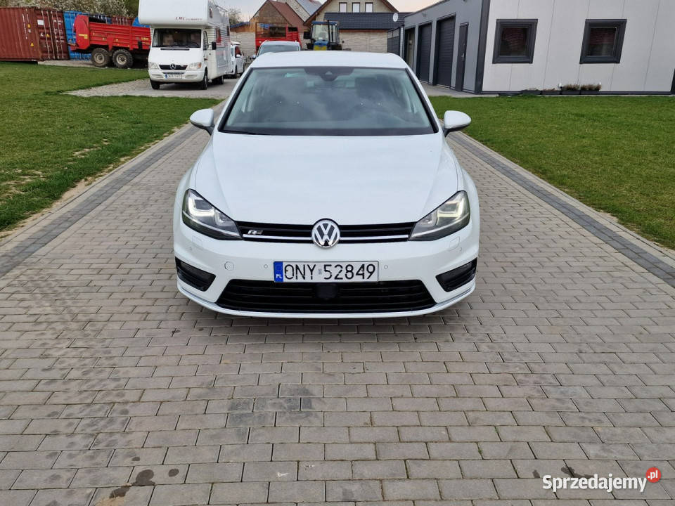 Volkswagen Golf 20tdi R Line Bixenon Skóra Navi Strobice