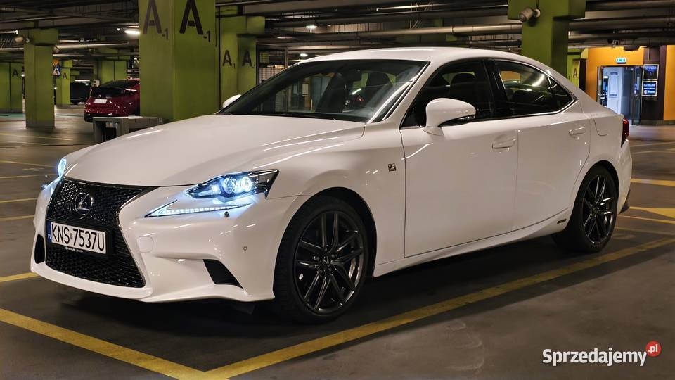 Lexus IS III 300h FSport sprzedam
