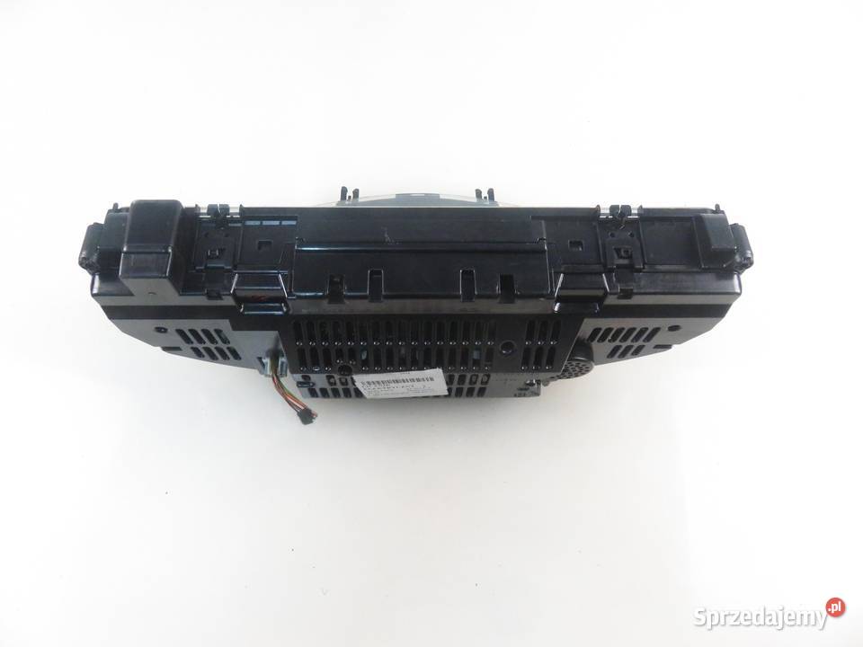 LICZNIK MERCEDES S204 200 CDI 2049001705