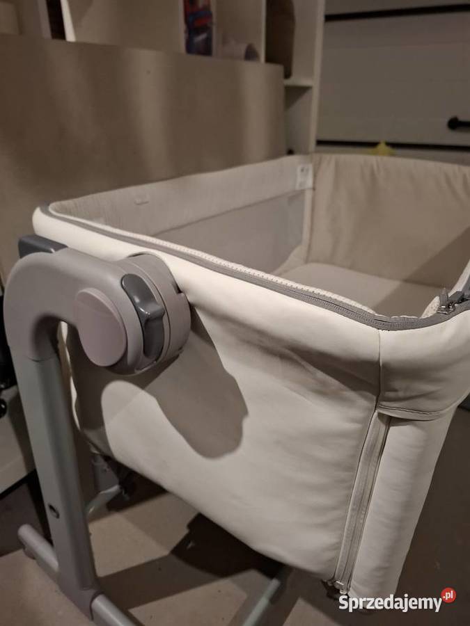 Dostawka Chicco next2me jasne Kajetany