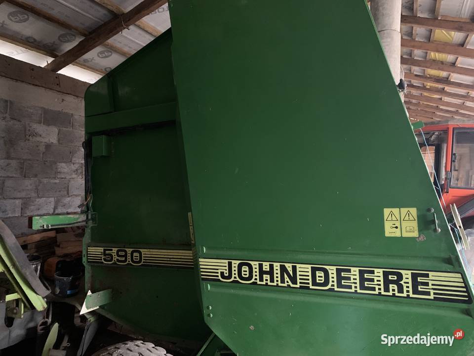 Prasa rolująca belująca rolka pasowa John Deere