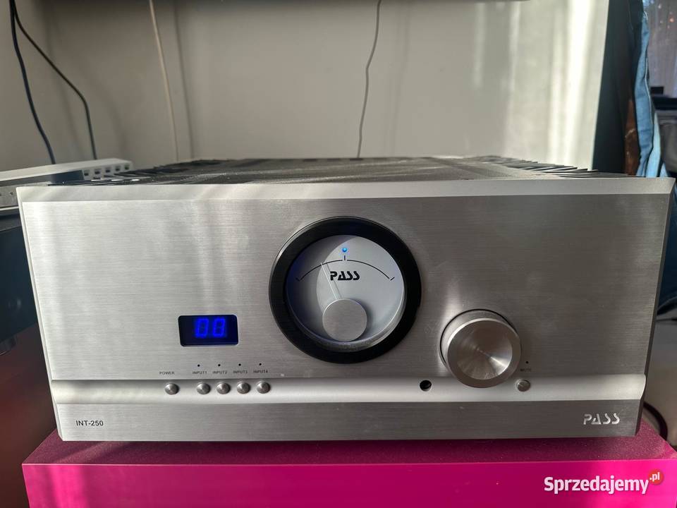 PASS INT250 z polskiej dystrybucji Wzmacniacze i pokrewne Radziejów
