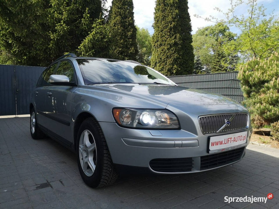 Volvo V50 18 125 Klimatronic Alu 17 Xenony dolnośląskie Strzegom