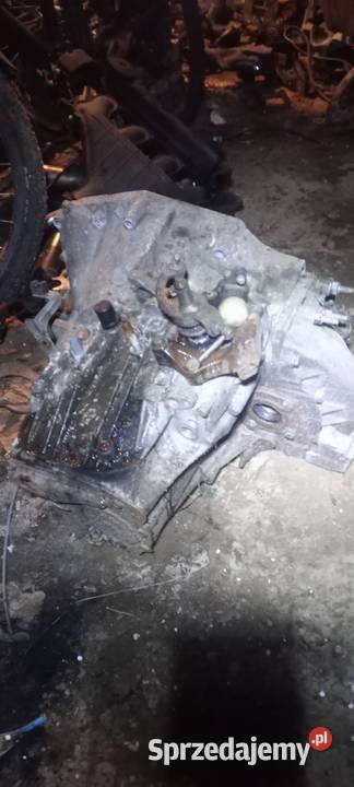 Pugaot czesci osobowe mazowieckie