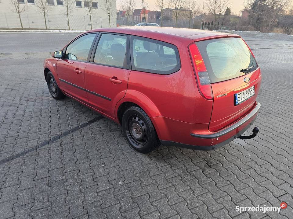 Ekonomiczny Focus I właściciel 14 2006 r Orzech