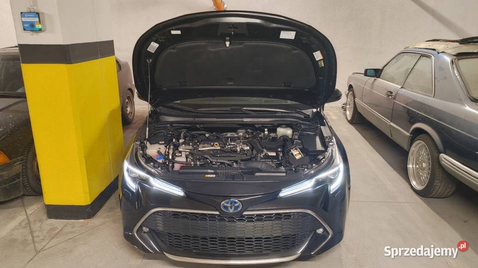 Toyota Corolla Tourning Sport 20 Hybrid 184 tempomat wielkopolskie Poznań sprzedam