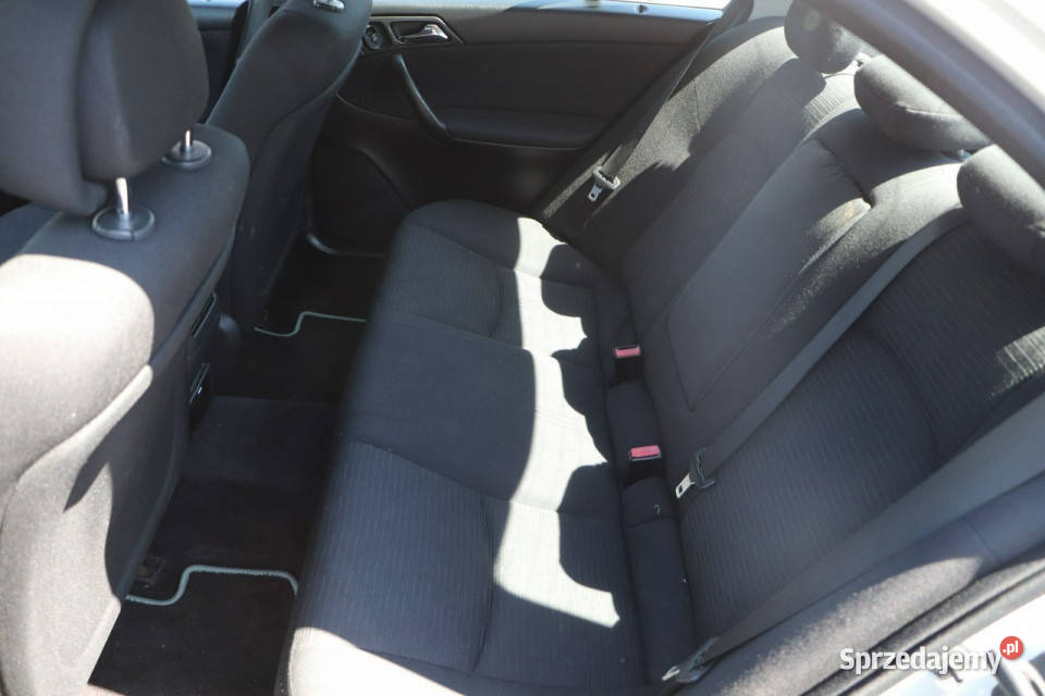 Mercedes C 180 krajowy serwisowanyklima wielofunkcyjna kierownica opolskie Opole